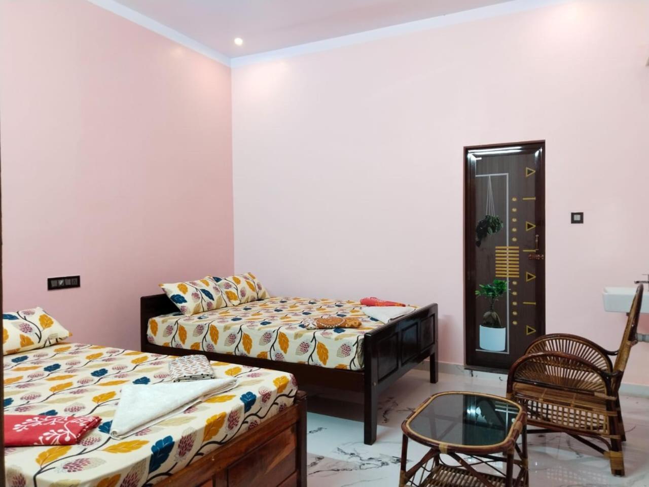 מלון קניאקומרי Vedhav Residency מראה חיצוני תמונה